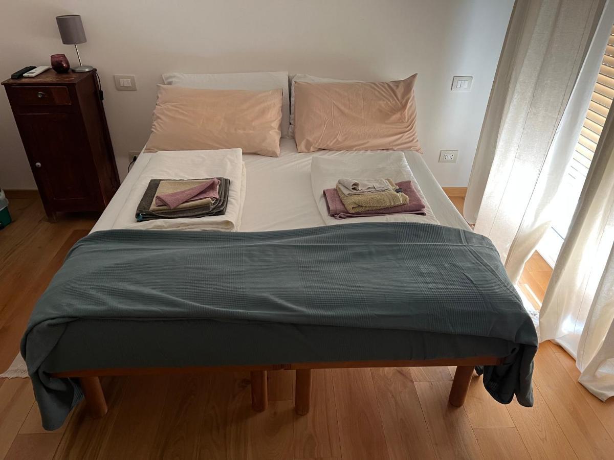 A Casa Di Gia Gia Apartment Bologna Bagian luar foto